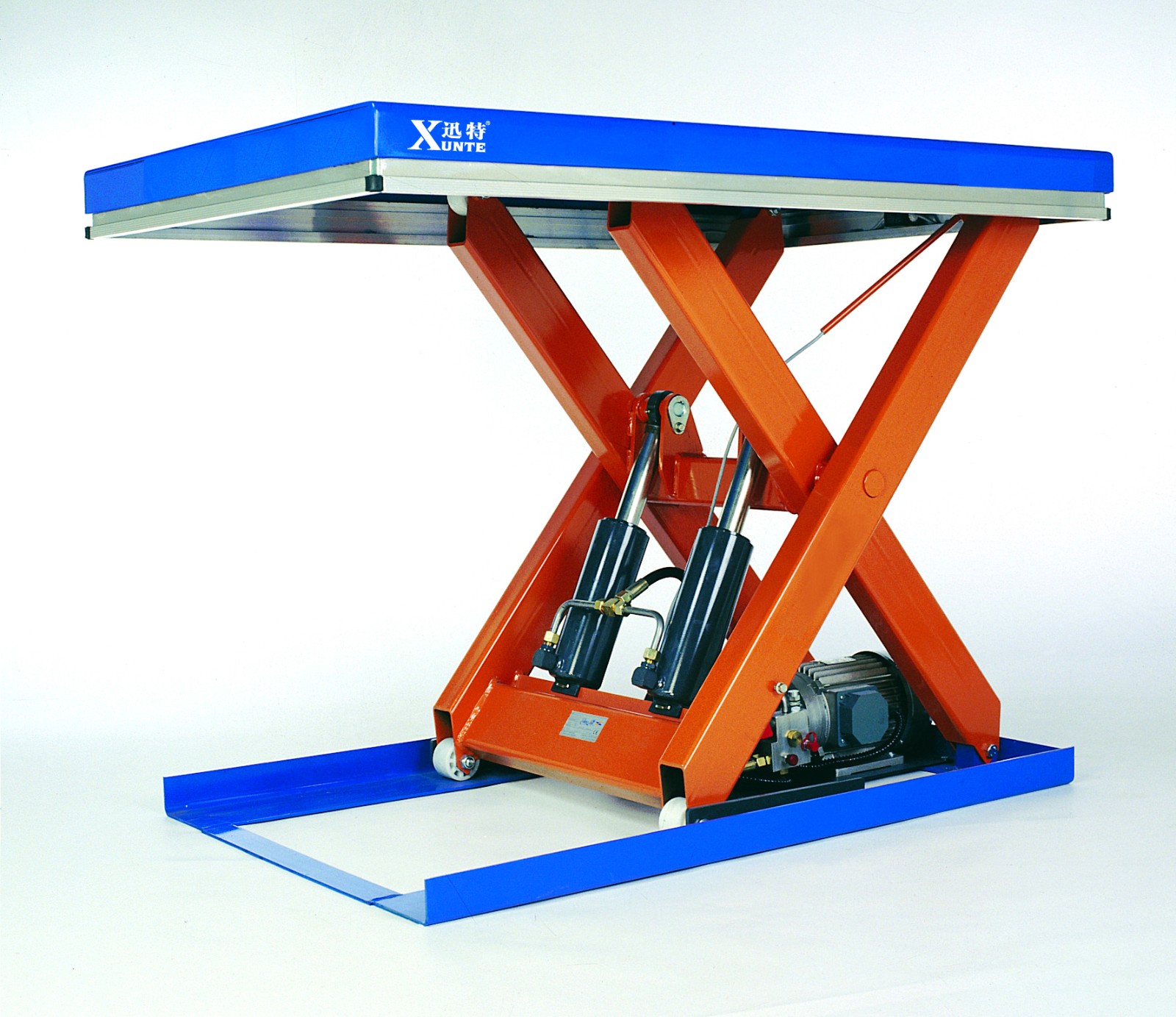 液壓升降平臺(tái) 液壓升降平臺(tái)